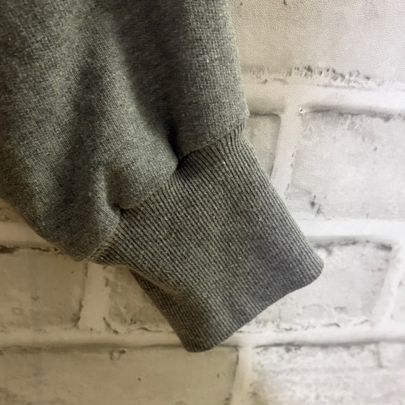 Via rail Canada Gray Graphic Hoodie, unisex hoodie size small - Picture 8 of 8